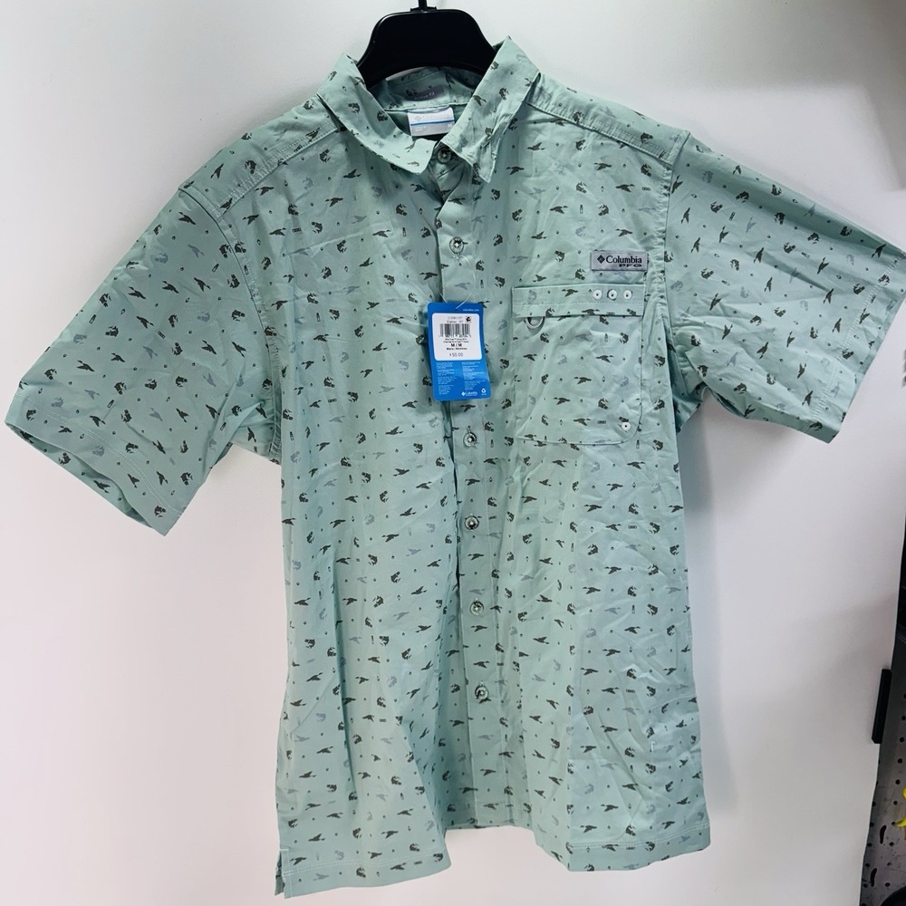 Columbia Men's WILD CAST Camp Fishing Shirt Misty Jade Fish & Feathers. Medium